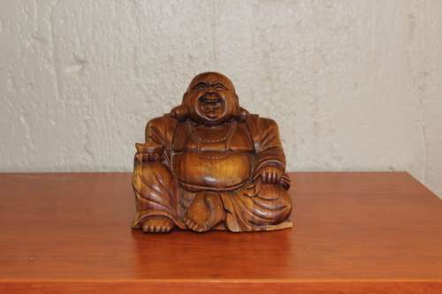 VINTAGE HANDCARVED HARDWOOD CHINESE BUDDHA 17CM TALL BY 18CM
