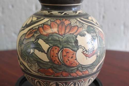 ANTIQUE CHINESE POLYCHROME HAND PAINTED DOUBLE GOURD VASE 27.5CM TALL BY 15CM WIDE +STAND