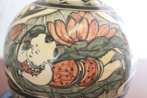 ANTIQUE CHINESE POLYCHROME HAND PAINTED DOUBLE GOURD VASE 27.5CM TALL BY 15CM WIDE +STAND