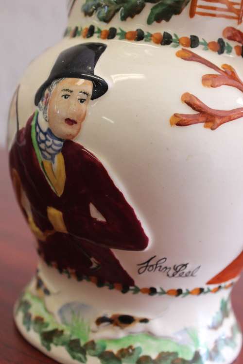 CROWN DEVON, JOHN PEEL HAND PAINTED MUSICAL PITCHER IN FULL WORKING ORDER 20CM BY 18CM