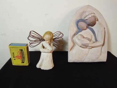Pair of Willow Tree collectable Ornaments