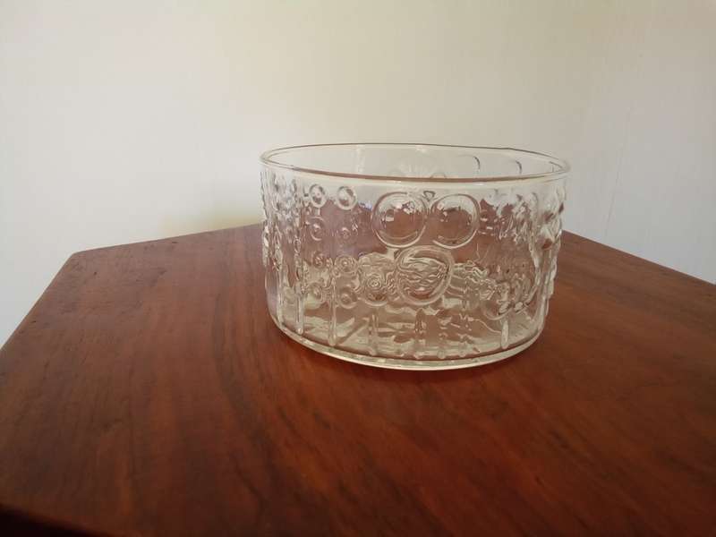Set of 3 Designer Glass Bon Bon Dishes 11cm by 6cm deep