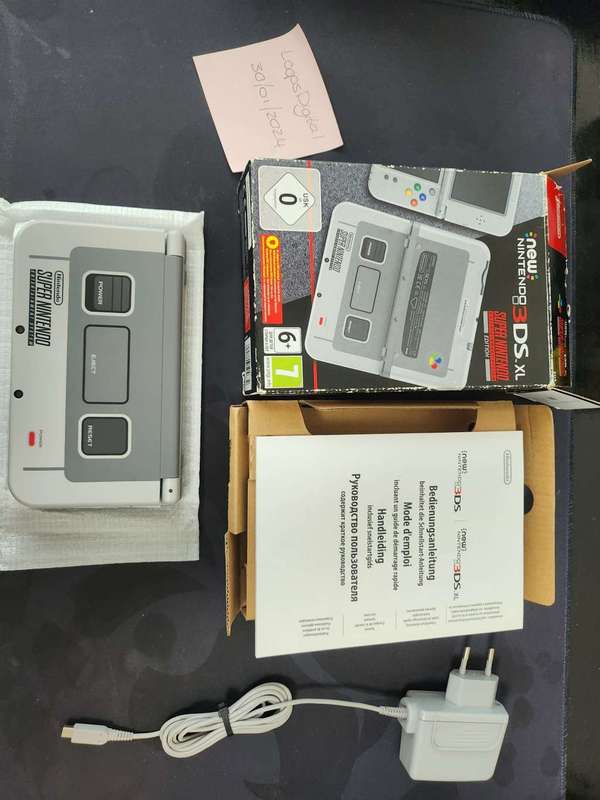 New Nintendo 3DS XL Console - SNES Limited Edition (3DS)