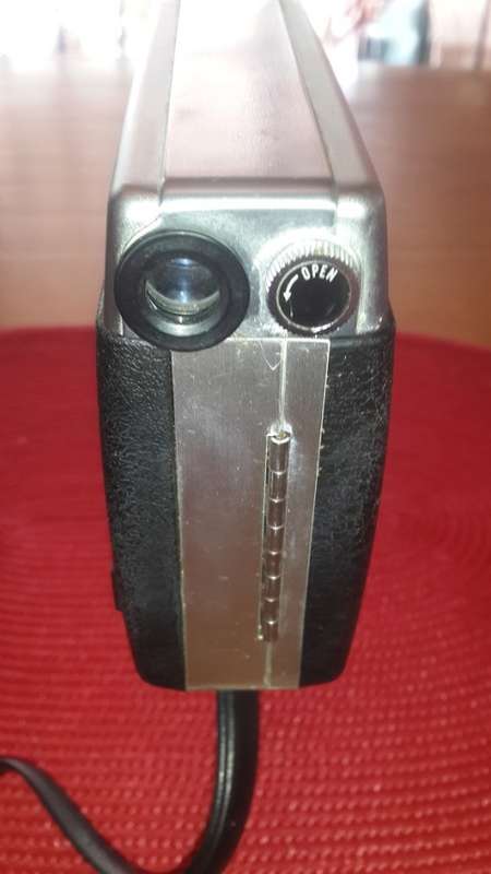 Vintage Canon Auto Zoom 518 Super 8 Movie Camera.