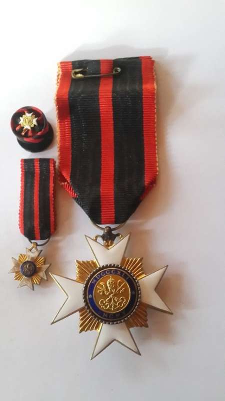 Rare Vatican Knight`s Cross of the Order of Saint ( ST.) Sylvester