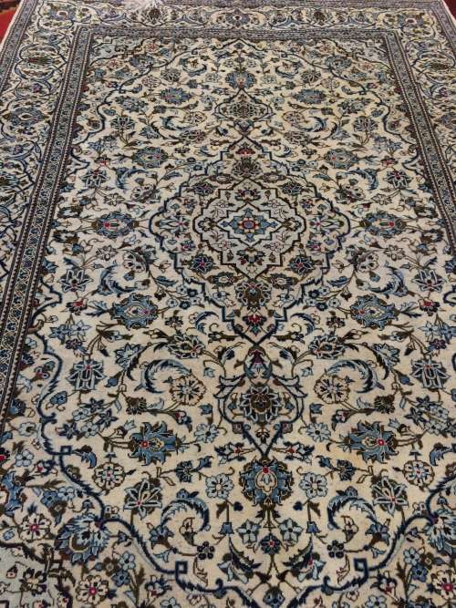 Gorgeous Persian Naeen Kashan (With Certificate) 380 x 250 CM