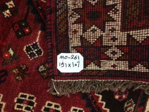 Hand woven Persian Shiraz Carpet 151 x 107 CM (WITH CERTIFICATE)