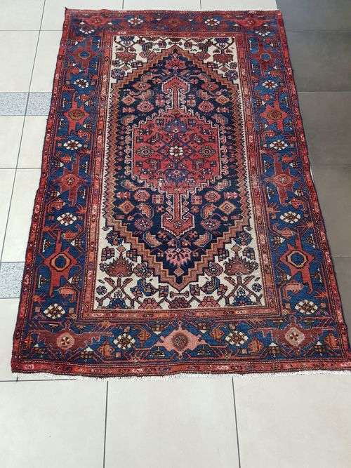 Hamadan Persian Carpet 200 x 125 cm