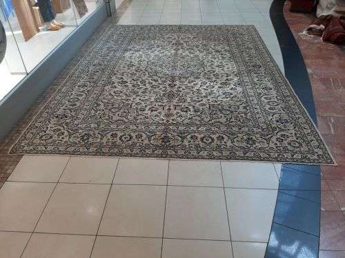 PERSIAN CREAM NAIN CARPET SIZE 400 X 300