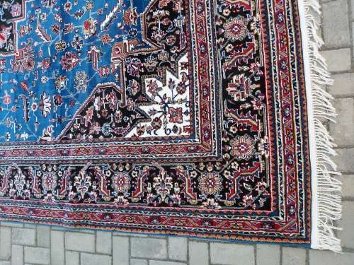 Persian machine made high-quality hariz size 300x400