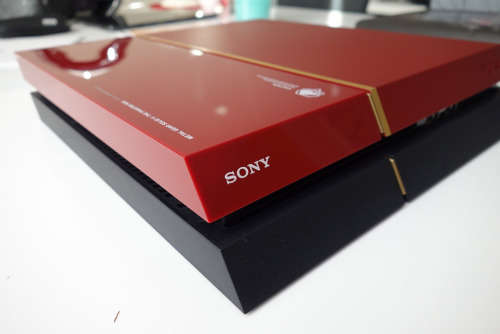 Rare Limited Edition Metal Gear Solid (MGS) Diamond Dog PS4 Console with Extras