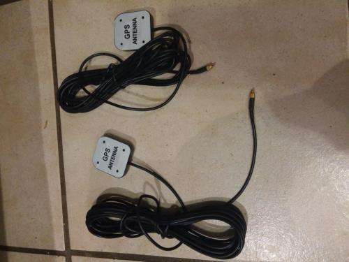 2x GPS units and mixed accessories for sale