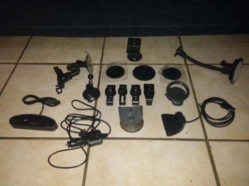 2x GPS units and mixed accessories for sale
