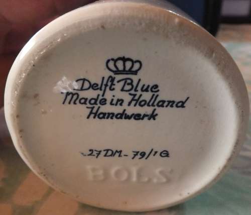 Bols Double Distilled Grain Gin 1979 in a hand painted Delft Blue ceramic bottle Unopened and Full