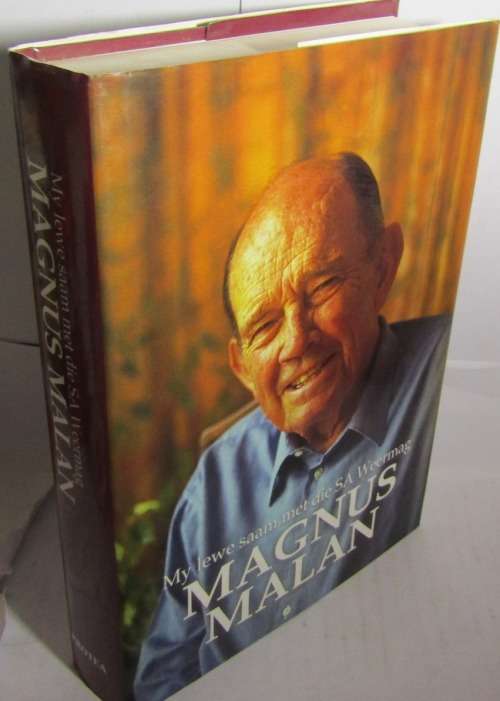 Signed Copy - MAGNUS MALAN - My lewe saam met die SA Weermag