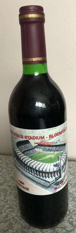 1995 Rugby World Cup Memorabilia - Commemorative Port/Wine Limited Ed with Photos of Stadiums Used