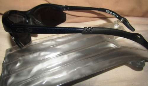 Fashionable Sol-R-Tec Sunglasses with Inflatable Pouch UV 400 From the USA