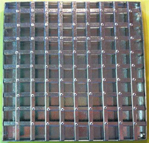 fudge pan with cutter
