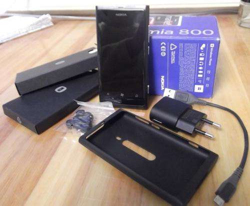 Nokia Lumia 800 Smartphone - Like New (Display Unit)