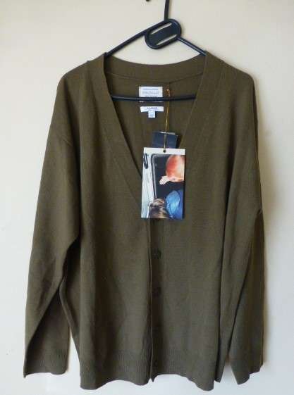 RVCA Size XL Army Green Cardigan - NEW - very late entry