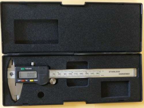 Digital Stainless Steel Vernier Caliper in Box - in good condition