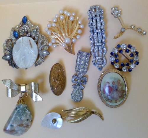 Bulk lot 10 jewellery items - estate lot