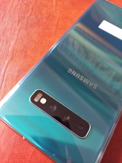 Samsung Galaxy S10 Plus 128GB (10/10 condition)