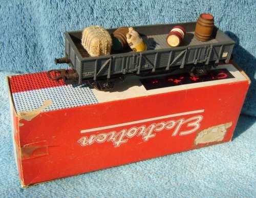 Electrotren HO Gauge Rare Vintage Flat Wagon with Load No. 1108