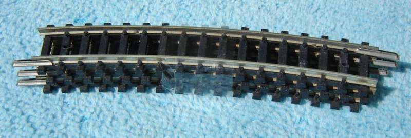 Minitrix N Gauge 3 Short Curved Track Pieces