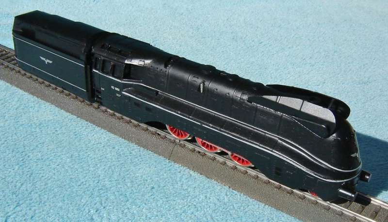 Marklin HO gauge BR03 Streamlined Steam Locomotive No. 3094