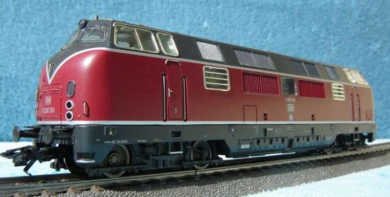 Marklin HO gauge V200 Diesel Locomotive No. 39821 - Digital with Sound