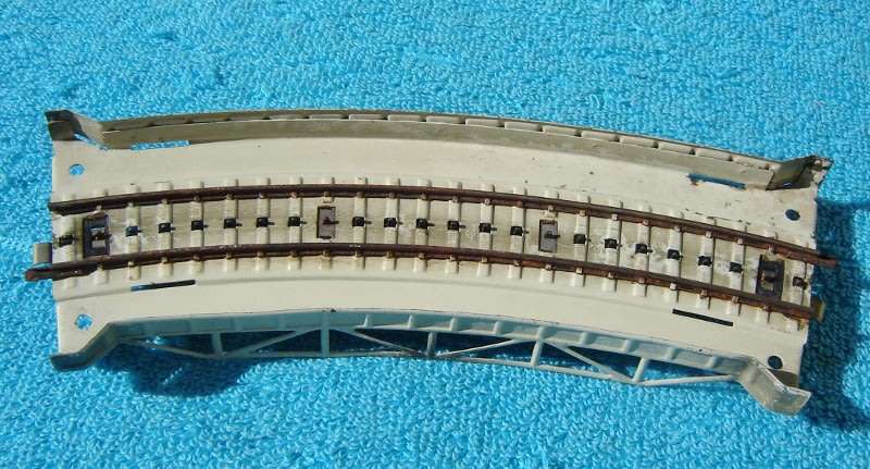 Marklin HO gauge M-Track Curved Approach Section No. 7167