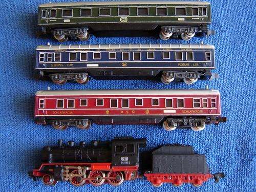 Rokal TT scale train set