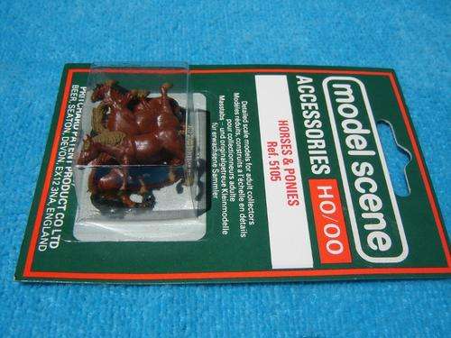 Model Scene Accessories HO/OO - Horses & Ponies