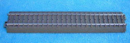 Marklin HO gauge C-track 24188 straight track
