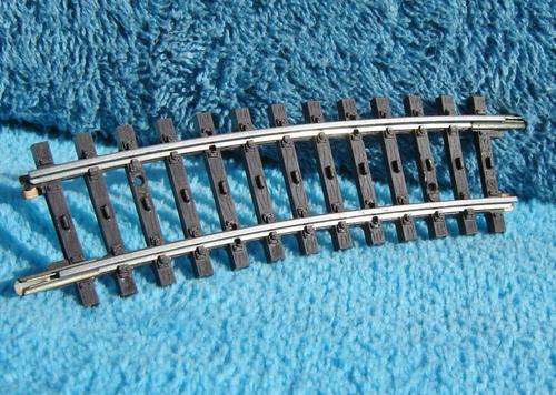Marklin HO gauge K-track curved segment No. 2223