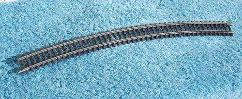 Marklin HO gauge K-track curved No. 2251