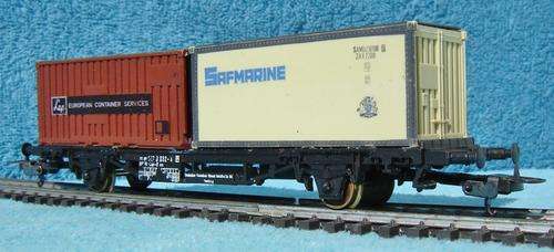 Lima HO gauge Container Wagon