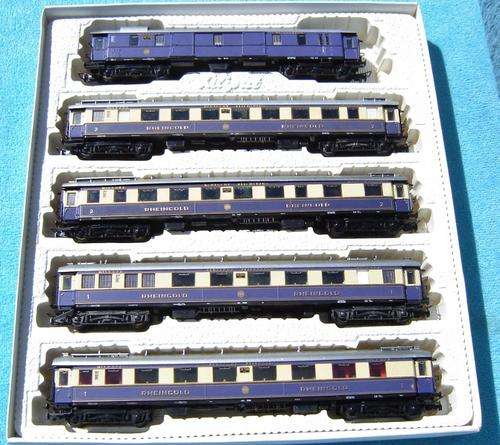 Liliput HO gauge Rheingold Set No. 820