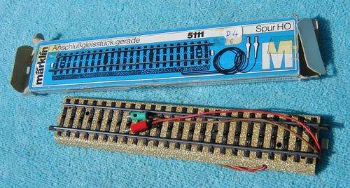Marklin HO gauge M-Track Straight Feeder track section No. 5111
