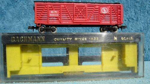 Bachmann N Gauge Cattle Car