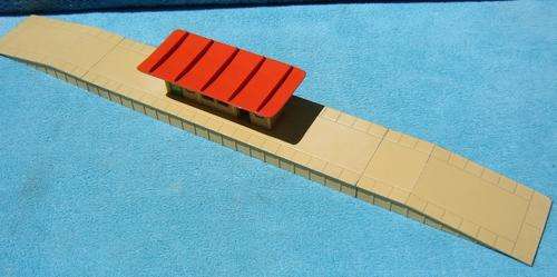 Hornby-Dublo made by Meccano OO gauge Platform