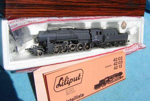 Liliput HO gauge Steam Locomotive