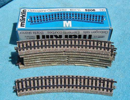 Marklin HO gauge Curved M-Track No. 5206 - 10 Track pieces