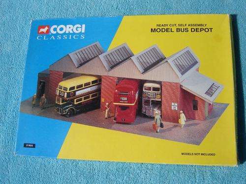 Corgi Classics OO gauge Model Bus Depot