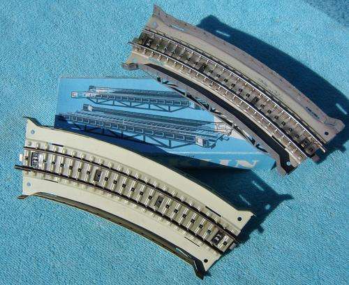 Marklin HO gauge Curved Approach Section No. 7167
