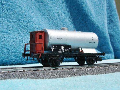 Piko HO gauge Tank Wagon
