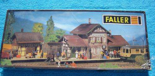 Faller HO gauge Bahnhof Altenstein Station No. B-102