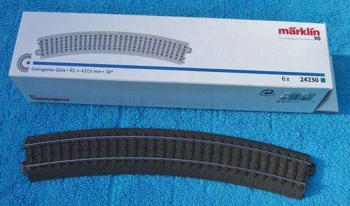 Marklin HO gauge C-Track Curved No. 24230 - 6 track pieces