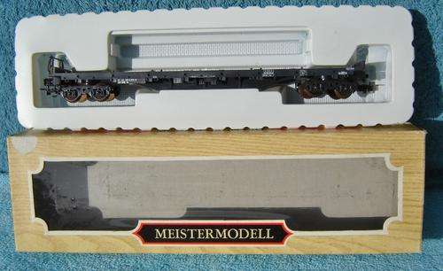 Liliput HO gauge Long Stake Wagon